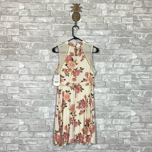 NWT Altar’d State Castania Floral Fit Flare Dress - Picture 4 of 7